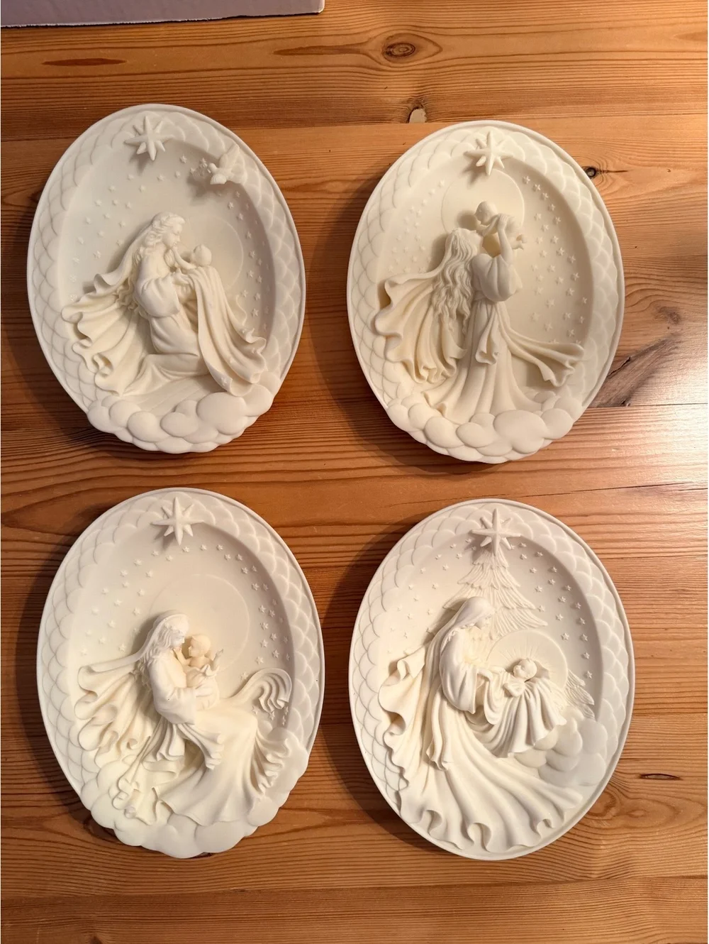 Bradford Exchange The Savior Is Born Set of 4 Bisque Porcelain Wall Plaques
